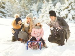 porodica na snegu