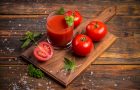 kuvani paradajz- sok -likopen