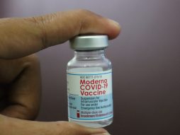moderna vakcine za starije od 30 godina