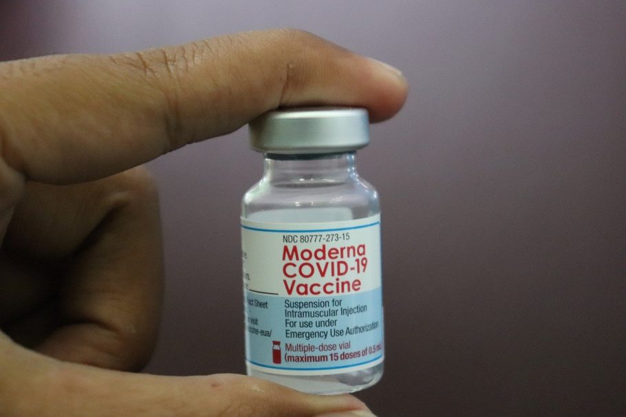 moderna vakcine za starije od 30 godina