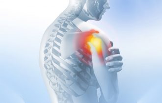 Bol u ramenu se može smanjiti i otkloniti uz ove 4 lagane vežbe