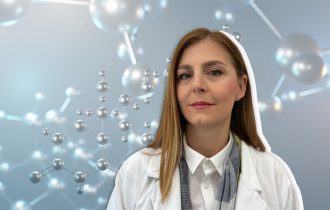 Kortikosteroidi i strah od njihove primene: Zašto je kortikofobija opasna u lečenju atopijskog dermatitisa, objašnjava prof. dr Mirjana Gajić Veljić