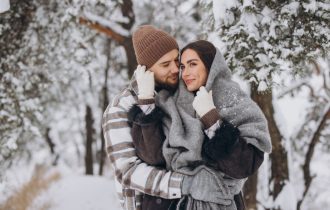 Ludo zaljubljena žena ima 7 jedinstvenih kvaliteta, ovi postupci otkrivaju njenu ljubav